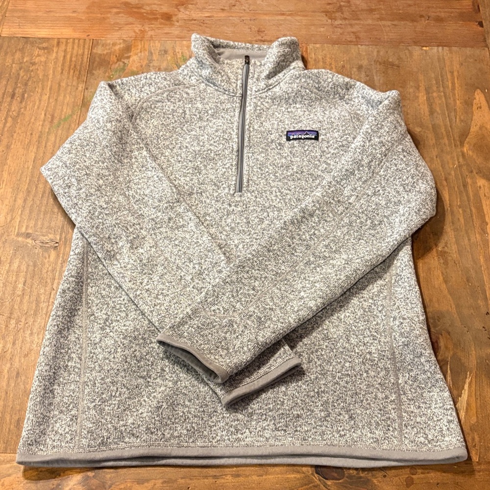 Patagonia Heathered Gray Fleece Pullover